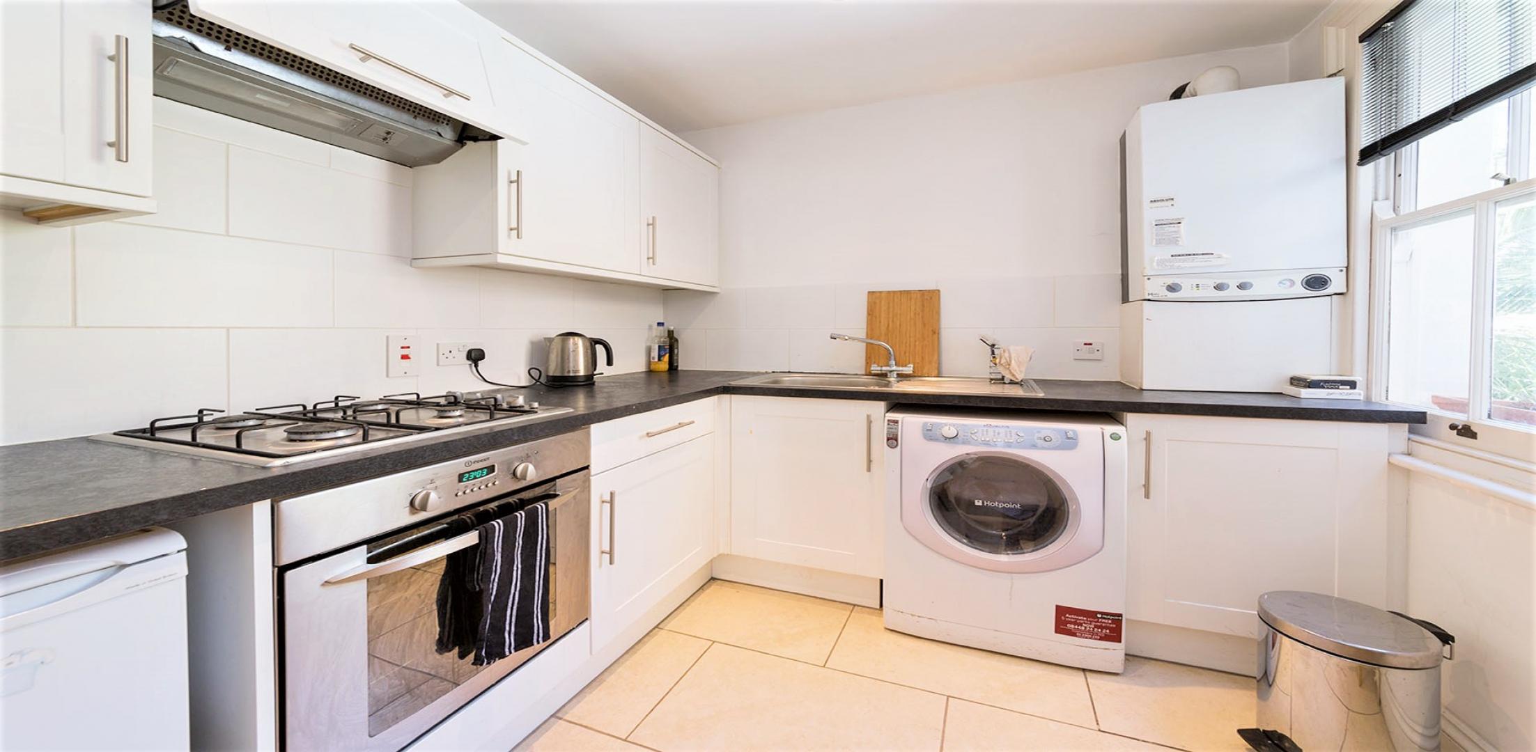 Stunning Apartment West Heath Drive, Golders Green